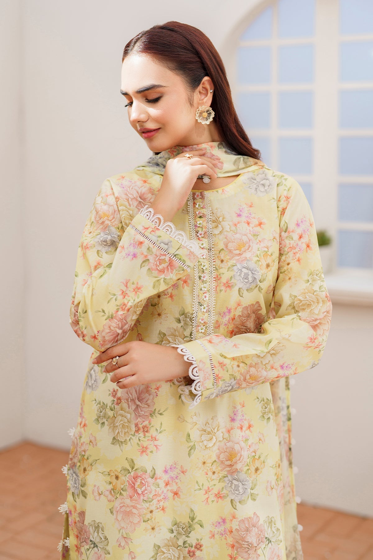 EMBROIDERED PRINTED LAWN UF-630